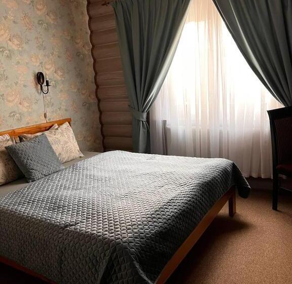 Hotel Vedmezhyi Dvir