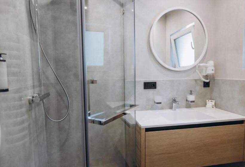 Hotel Vedmezhyi Dvir