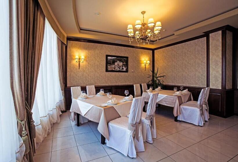 Maria Garden Hotel & Restaurant