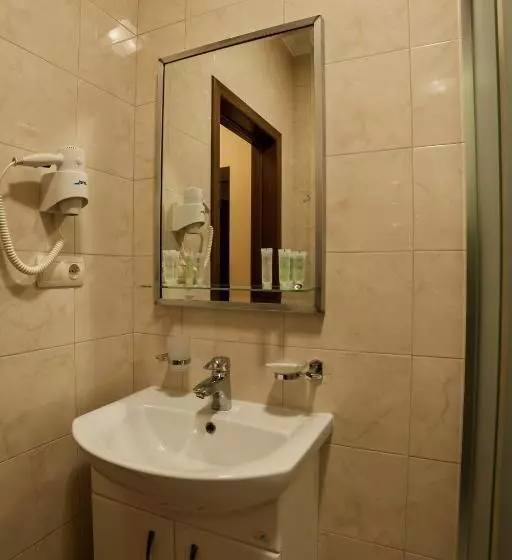 Maria Garden Hotel & Restaurant