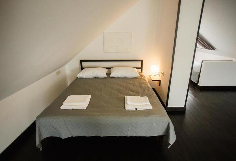 Nebos Hotel & Restaurant