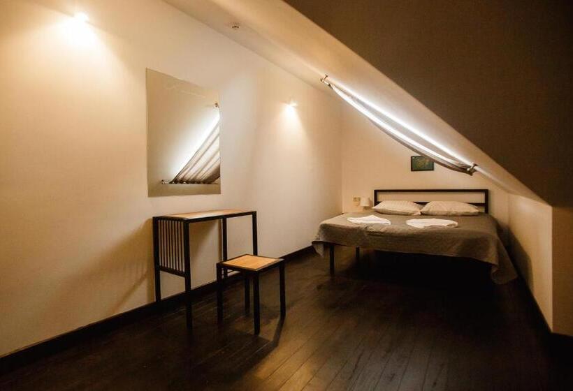 Nebos Hotel & Restaurant