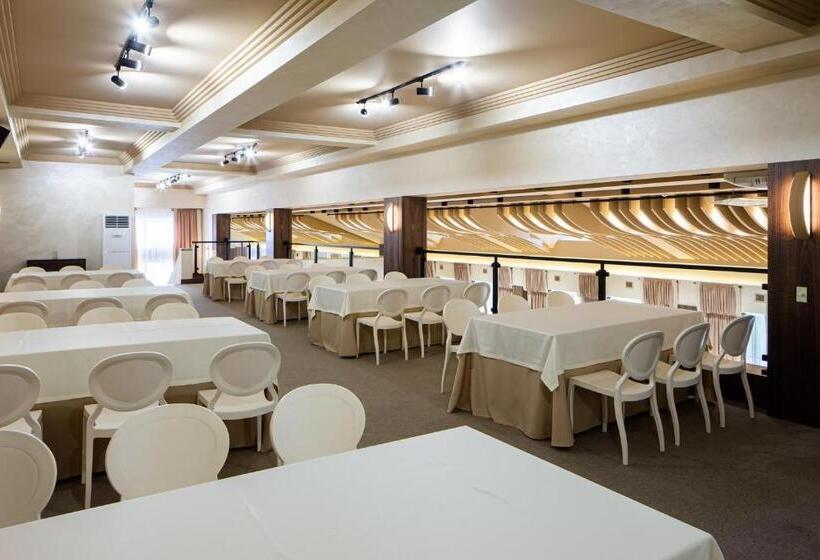 Nebos Hotel & Restaurant