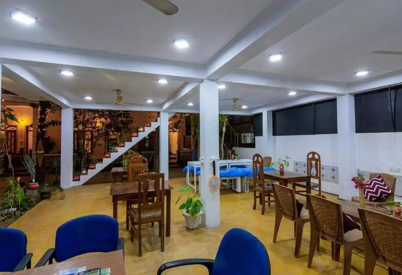Arugambay Resort