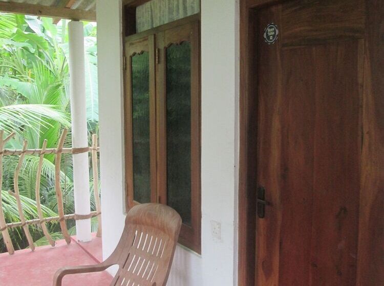 צימר Danushka Family Guesthouse