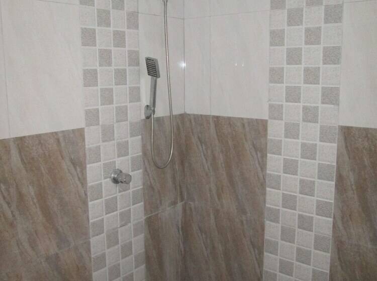 צימר Danushka Family Guesthouse