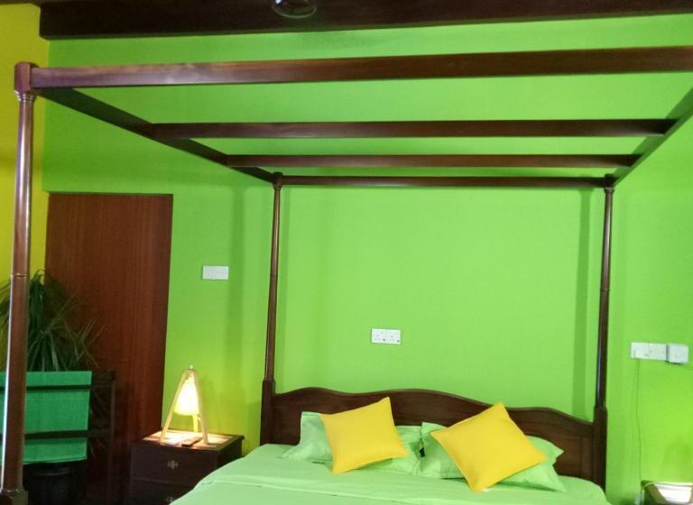 مبيت وإفطار Palms Villa