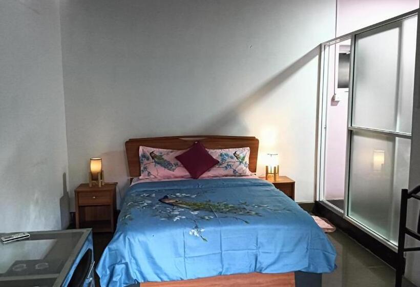 مبيت وإفطار Palms Villa