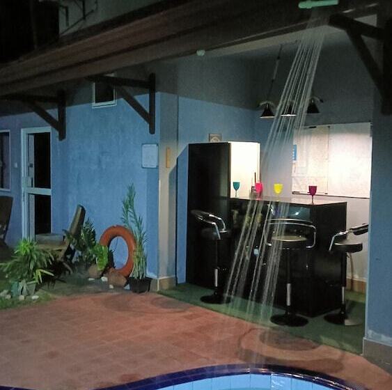 مبيت وإفطار Palms Villa