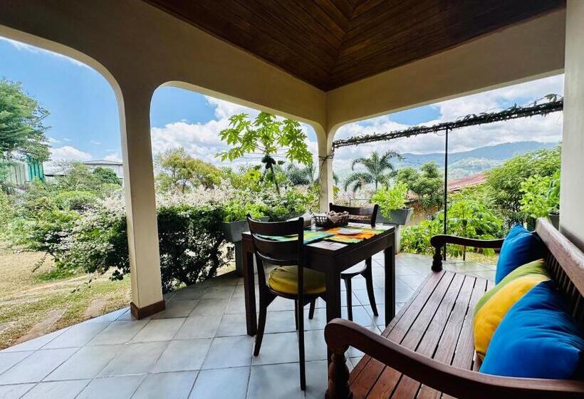 ベッドアンドブレックファースト The Views Kandy 360 Mountain View