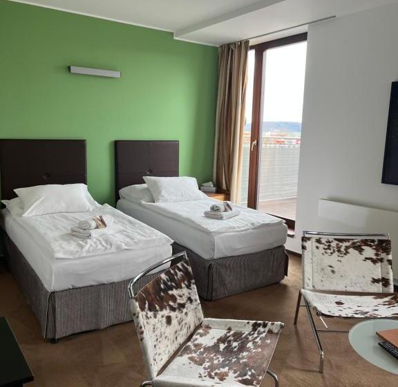 בית מלון כפרי Beroun Golf Club