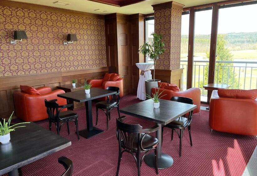 בית מלון כפרי Beroun Golf Club