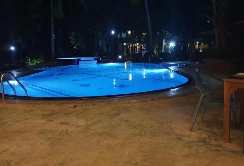 فندق Eden Garden