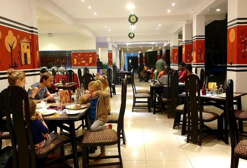 فندق Eden Garden