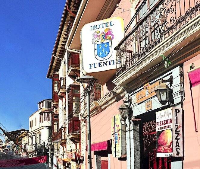 هتل Fuentes