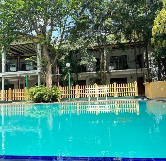 ホテル Jc S Village