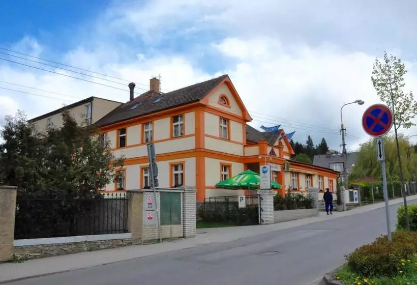 ホテル Lidový Dům