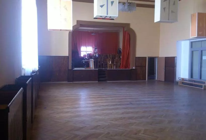 ホテル Lidový Dům