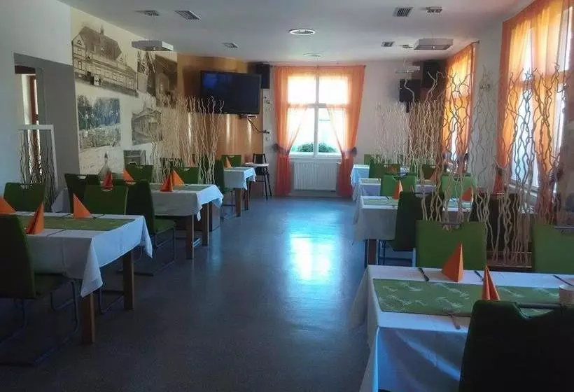 ホテル Lidový Dům