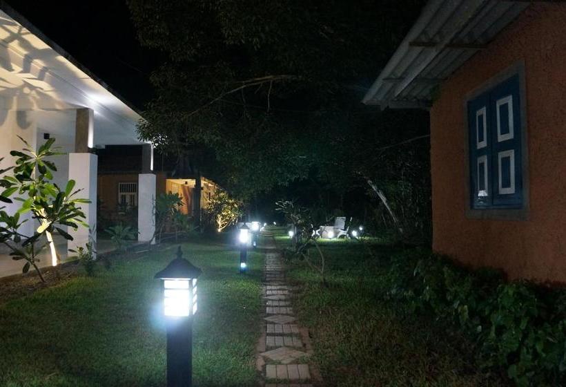 هتل Madunandani Resort & Ayurveda Spa