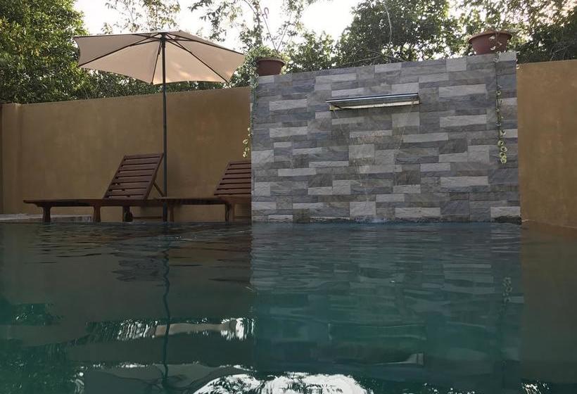 هتل Madunandani Resort & Ayurveda Spa