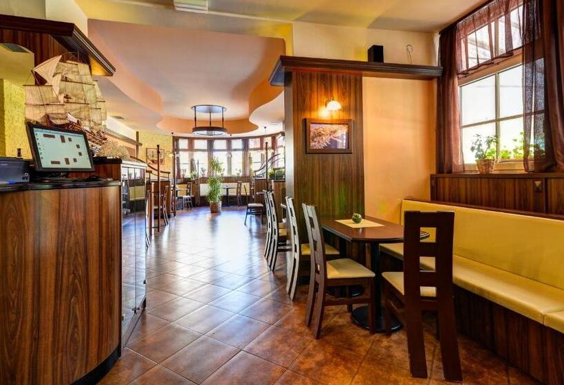 Hotelli Pizzeria Istria