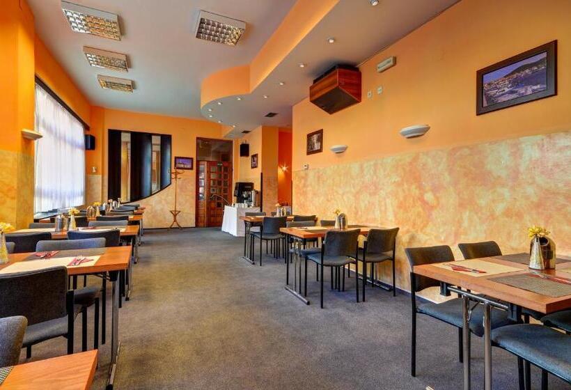 Hotelli Pizzeria Istria