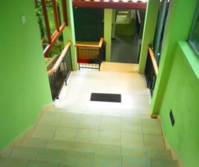 酒店 Tropical Retreat