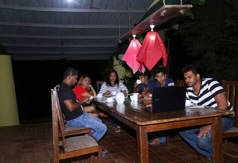هتل Tulip Of Ceylon Nature Resort
