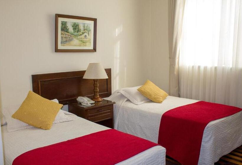 בית מלון כפרי Victoria Plaza