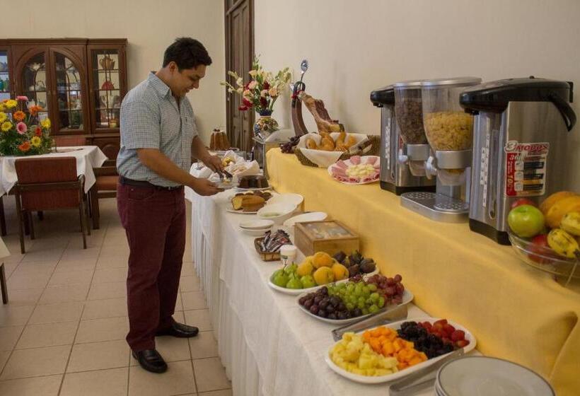 בית מלון כפרי Victoria Plaza