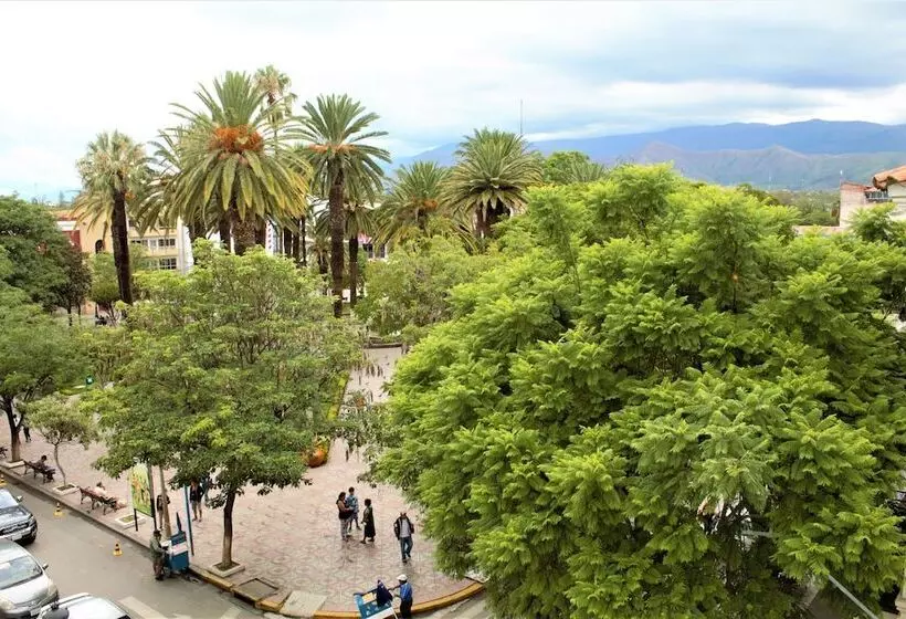 هتل Victoria Plaza