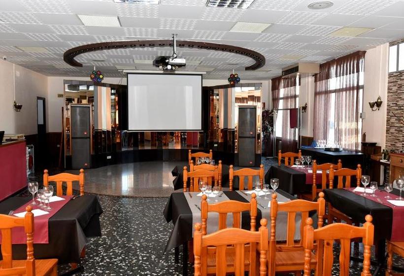 汽车旅馆  Nou Parador De Gualda