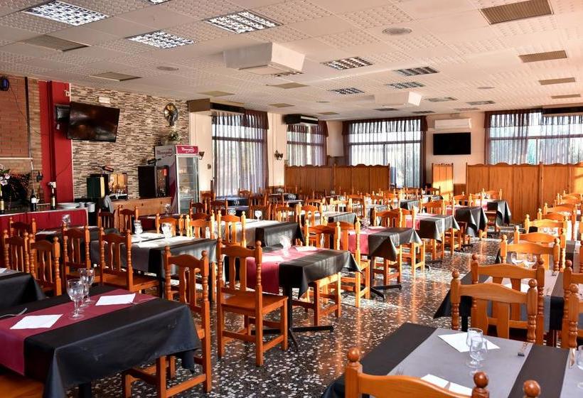 汽车旅馆  Nou Parador De Gualda