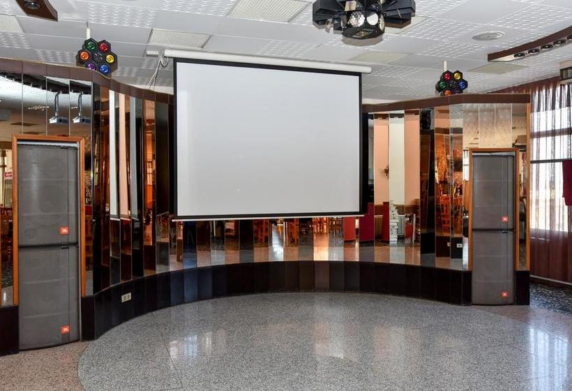 汽车旅馆  Nou Parador De Gualda