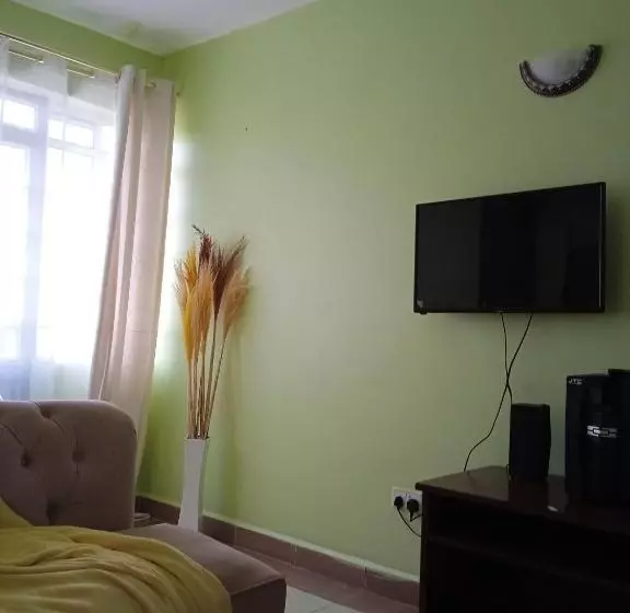 تختخواب و صبحانه Kay Homes