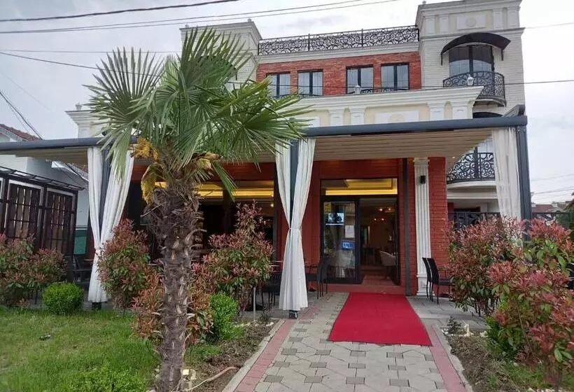 Conti Hotel & Restaurant