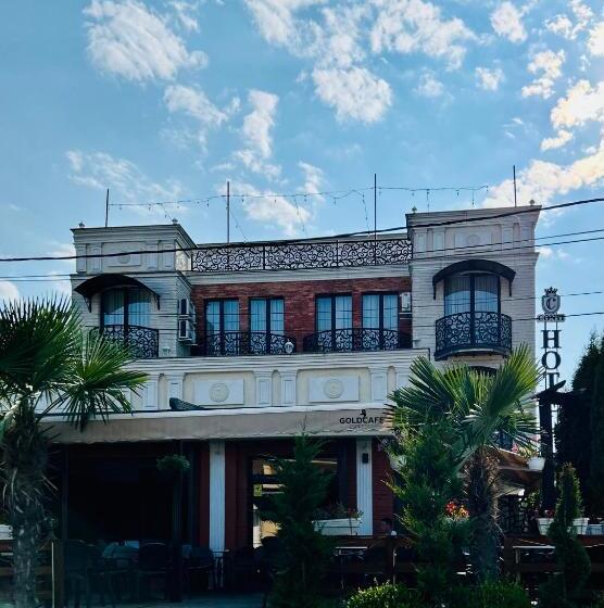 Conti Hotel & Restaurant