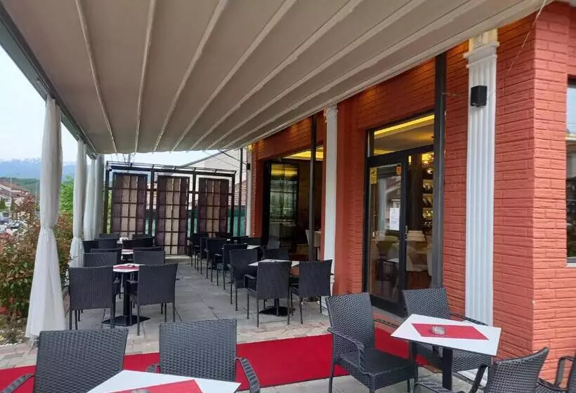 Conti Hotel & Restaurant