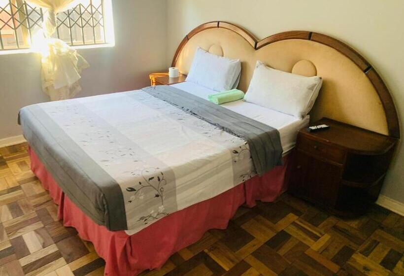 ペンション Slumber Lake Guest House