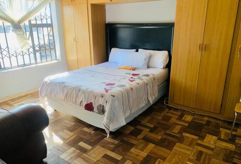 ペンション Slumber Lake Guest House