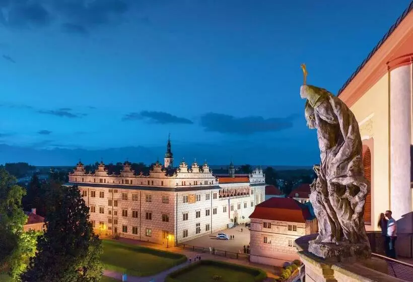 A Hostel Zámecký Pivovar Litomyšl