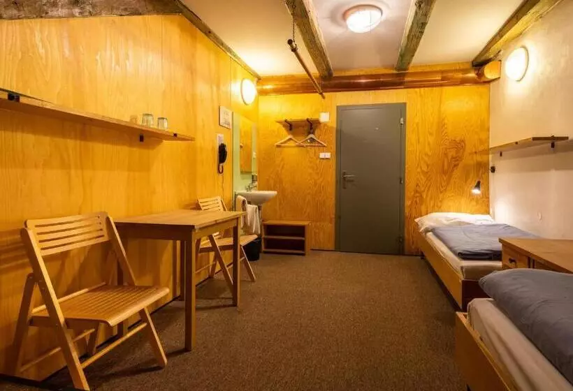 A Hostel Zámecký Pivovar Litomyšl