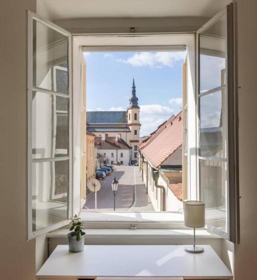 A Hostel Zámecký Pivovar Litomyšl