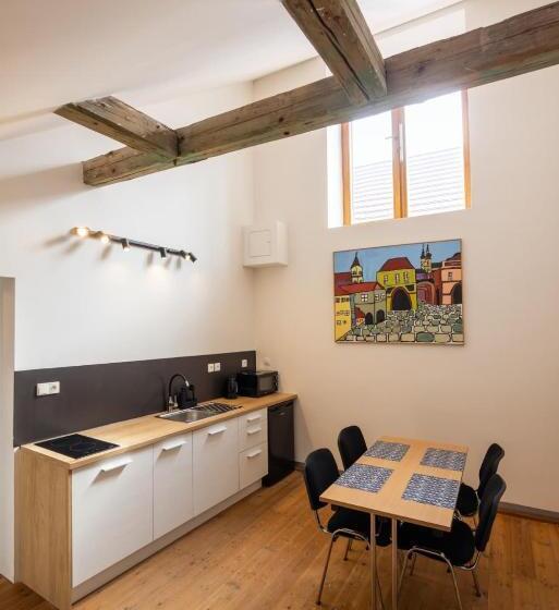 A Hostel Zámecký Pivovar Litomyšl