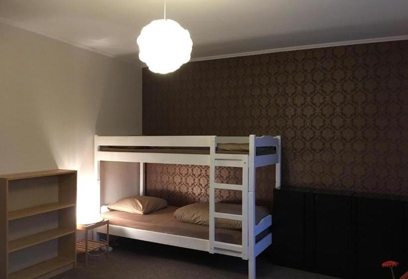 هاستل Mikalo House