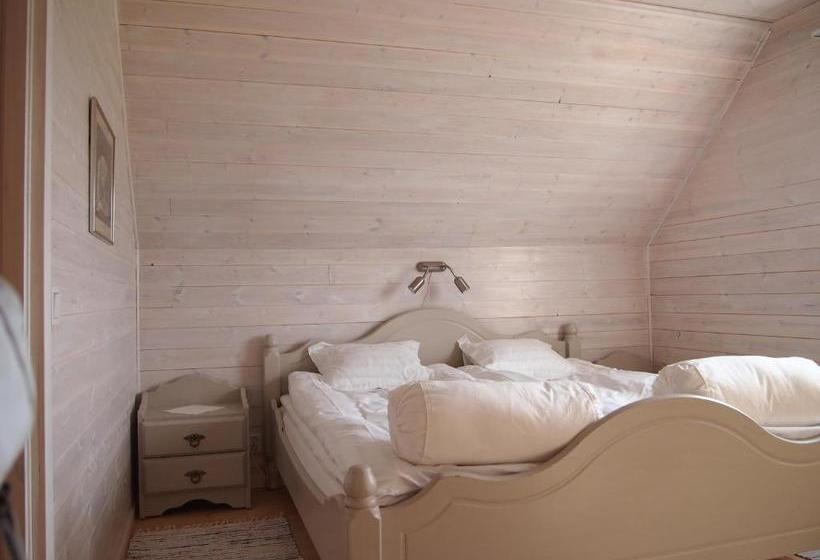 Augustas Bed & Breakfast