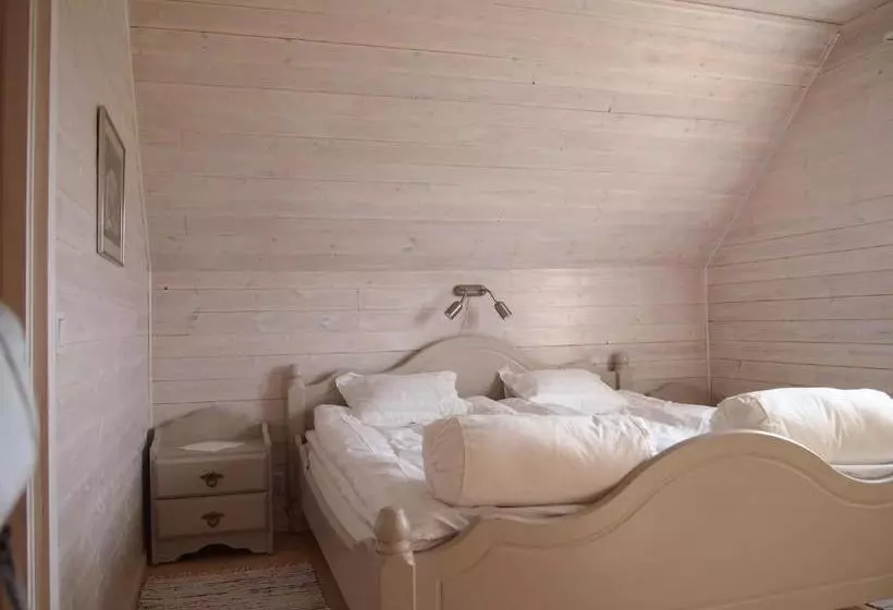 Augustas Bed & Breakfast