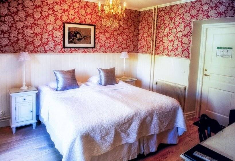 تختخواب و صبحانه Kaptensvillan