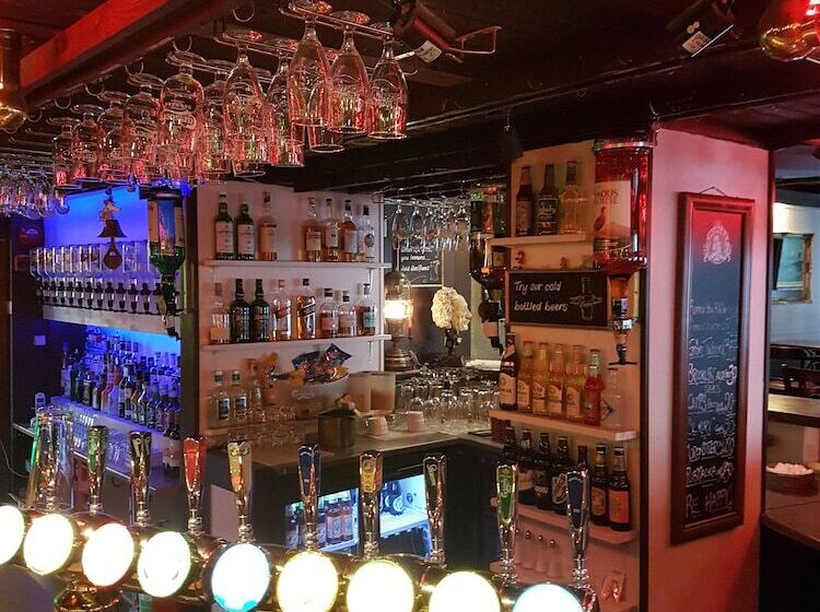 צימר L Kong Christian